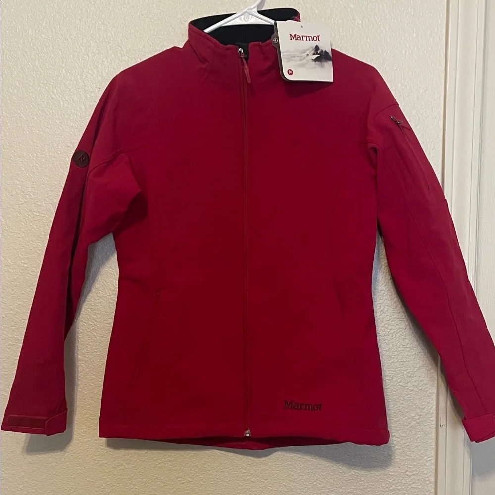 Womens Marmot lightweight shell jacket, red. - Picture 1 of 9